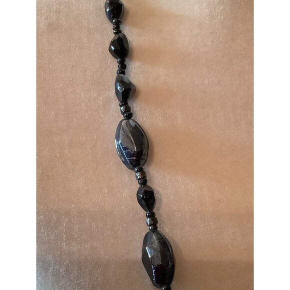Black Glass Bead Necklace -- 32" - Picture 8 of 14